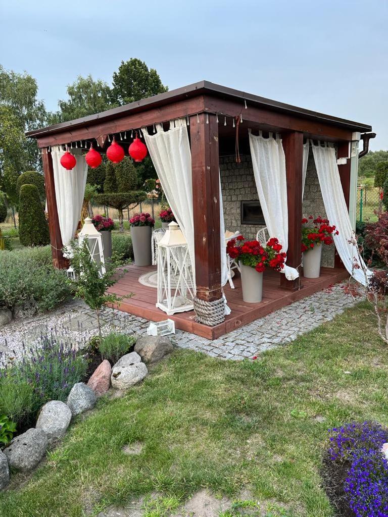Ferienwohnung Liwa Garden Krzywa 11 Exterior foto